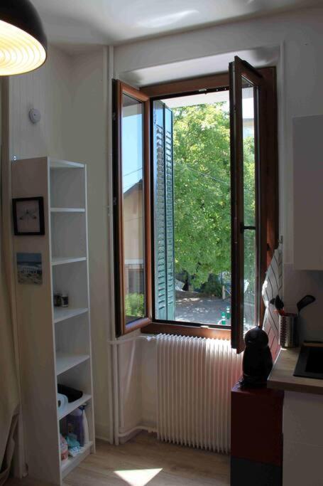 Tres Beau Studio Centre Ville, Au Calme Annecy Extérieur photo